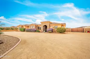 810 W Hidden Vly Dr, Phoenix, AZ 85086 - Photo 3