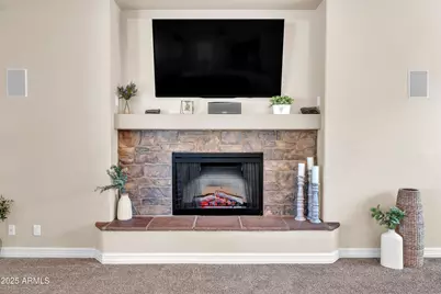 810 W Hidden Valley Drive, Phoenix, AZ 85086 - Photo 15