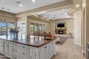 810 W Hidden Vly Dr, Phoenix, AZ 85086 - Photo 13