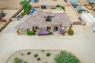 810 W Hidden Vly Dr, Phoenix, AZ 85086 - Photo 7