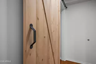 7141 E Rancho Vista Dr, Scottsdale, AZ 85251 - Photo 17