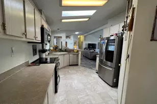 6960 W Peoria Ave, Peoria, AZ 85345 - Photo 13