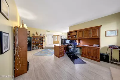 10722 W Tropicana Circle, Sun City, AZ 85351 - Photo 17