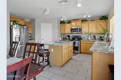 22637 W Kimberly Drive, Buckeye, AZ 85326 - Photo 11