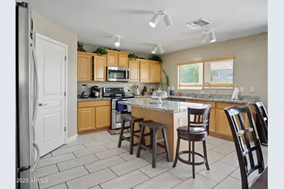 22637 W Kimberly Drive, Buckeye, AZ 85326 - Photo 5