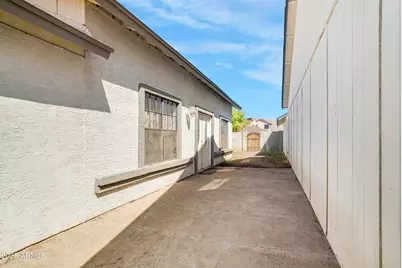 8921 W Fairmount Avenue, Phoenix, AZ 85037 - Photo 15