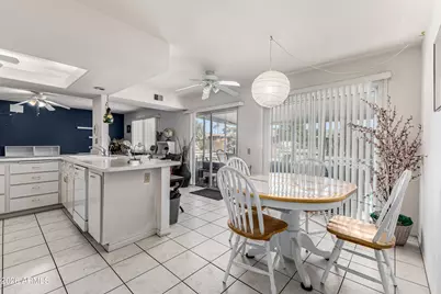 18415 N Palo Verde Drive, Sun City, AZ 85373 - Photo 11