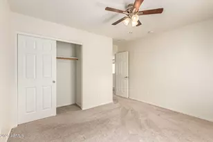 10385 W Robin Ln, Peoria, AZ 85383 - Photo 29