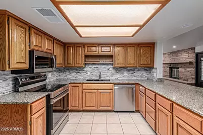 4102 W Acoma Drive, Phoenix, AZ 85053 - Photo 15