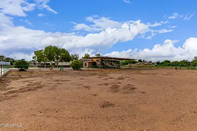 4102 W Acoma Drive, Phoenix, AZ 85053 - Photo 13