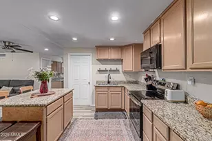 4102 W Acoma Dr, Phoenix, AZ 85053 - Photo 39