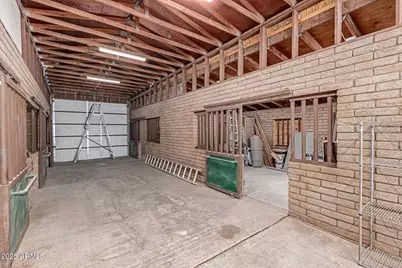 4102 W Acoma Drive, Phoenix, AZ 85053 - Photo 11