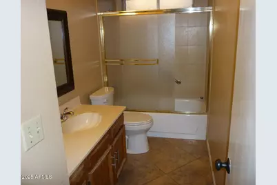 4216 W Willow Avenue, Phoenix, AZ 85029 - Photo 11