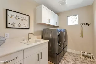 4525 N 40th Street, Phoenix, AZ 85018 - Photo 9