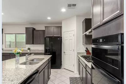 6645 W Pleasant Oak Court, Florence, AZ 85132 - Photo 5