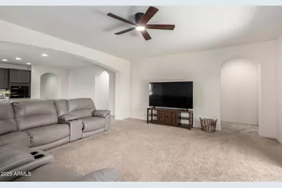 6645 W Pleasant Oak Court, Florence, AZ 85132 - Photo 11