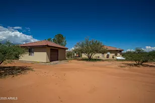 7072 S Ridling Dr, Hereford, AZ 85615 - Photo 9