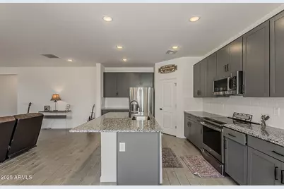 7403 W State Avenue, Glendale, AZ 85303 - Photo 13