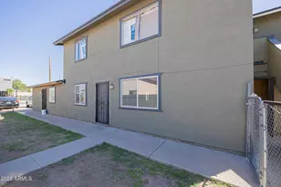 2713 E Jones Ave, Phoenix, AZ 85040 - Photo 1