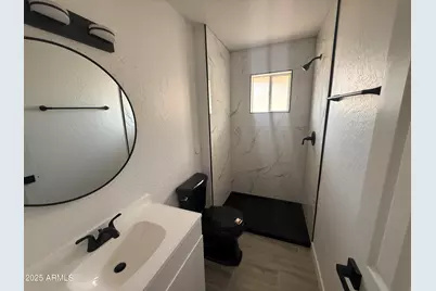 7101 N 36th Avenue #102, Phoenix, AZ 85051 - Photo 9