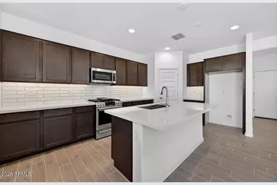 25239 N 165th Lane, Surprise, AZ 85387 - Photo 7