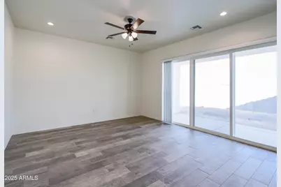 11000 W Cove Drive, Arizona City, AZ 85123 - Photo 11