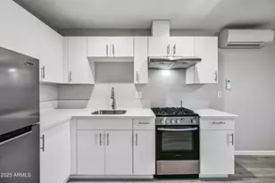 3025 N 32nd St, Phoenix, AZ 85018 - Photo 7
