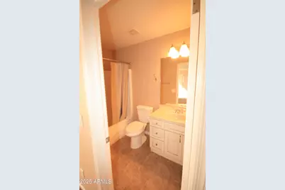 10533 W Louise Drive, Peoria, AZ 85383 - Photo 11