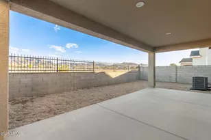 129 W Latona Rd, Phoenix, AZ 85041 - Photo 23