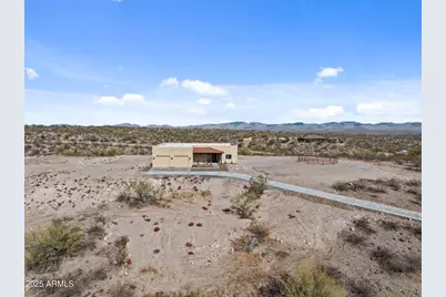 4950 Black Mountain Road, Wickenburg, AZ 85390 - Photo 37