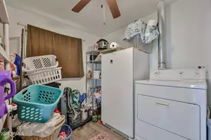 7025 W Country Gables Dr, Peoria, AZ 85381 - Photo 27