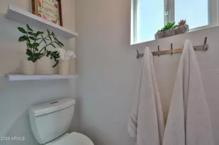 7025 W Country Gables Dr, Peoria, AZ 85381 - Photo 29