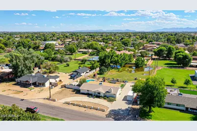 7025 W Country Gables Drive, Peoria, AZ 85381 - Photo 63