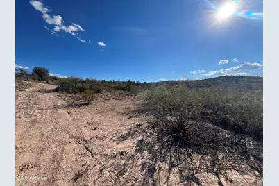 00 E Dragonshead 6.5Ac Road #-, Lake Montezuma, AZ 86342 - Photo 9