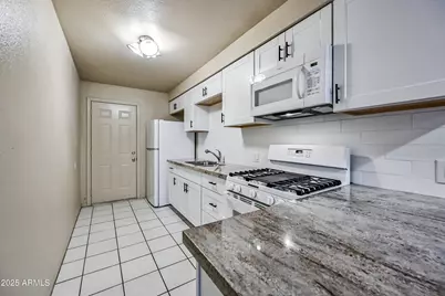 430 W 3rd Street #3, Mesa, AZ 85201 - Photo 5