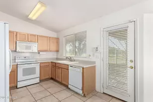 6050 S Windstream Pl, Chandler, AZ 85249 - Photo 15