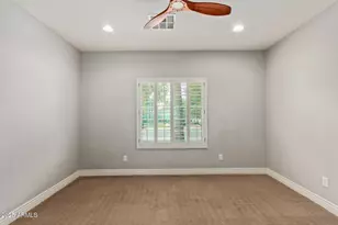 1002 E Medlock Dr, Phoenix, AZ 85014 - Photo 17