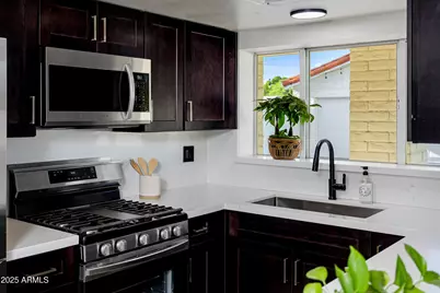 1708 E Solano Drive, Phoenix, AZ 85016 - Photo 9