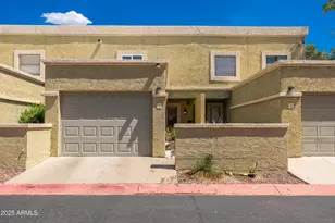 815 E Grovers Ave, Phoenix, AZ 85022 - Photo 1