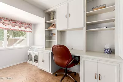 10109 W Mountain View Road, Sun City, AZ 85351 - Photo 13