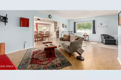 10109 W Mountain View Road, Sun City, AZ 85351 - Photo 7