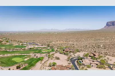 2474 S Moonlight Drive #9, Gold Canyon, AZ 85118 - Photo 9