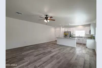 8504 W Teresita Drive, Arizona City, AZ 85123 - Photo 9