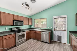 1319 E Natasha Dr, Casa Grande, AZ 85122 - Photo 3