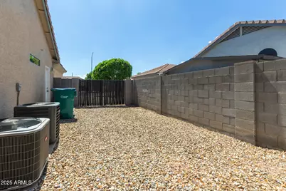 5520 E Holmes Avenue, Mesa, AZ 85206 - Photo 25