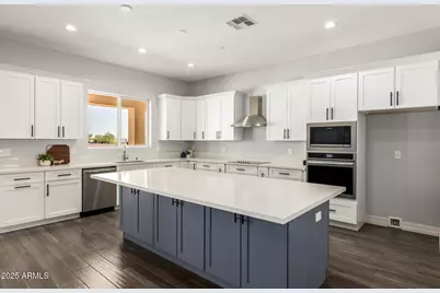 2319 N 192nd Avenue, Buckeye, AZ 85396 - Photo 9