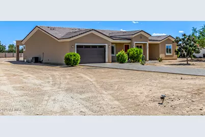 2319 N 192nd Avenue, Buckeye, AZ 85396 - Photo 5