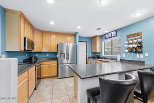 11749 W Tierra Grande, Sun City, AZ 85373 - Photo 5