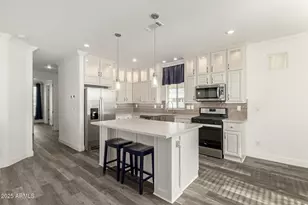 305 S Val Vista Dr, Mesa, AZ 85204 - Photo 1