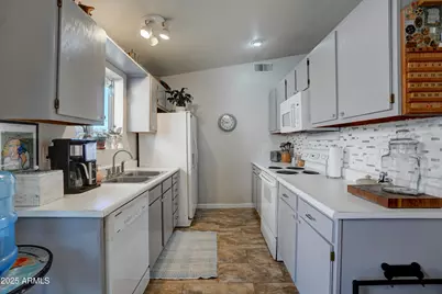 4890 E Cochise Drive, Rimrock, AZ 86335 - Photo 11